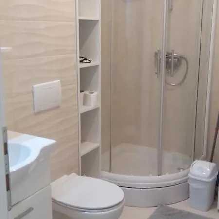 Apartamento Apartman Leona