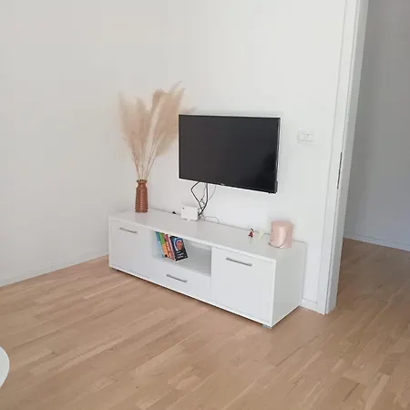 Apartamento Apartman Leona *