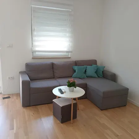 Apartman Leona Apartamento *
