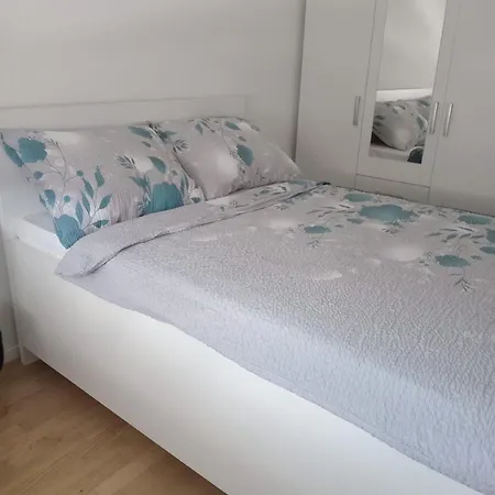 Apartman Leona Apartamento